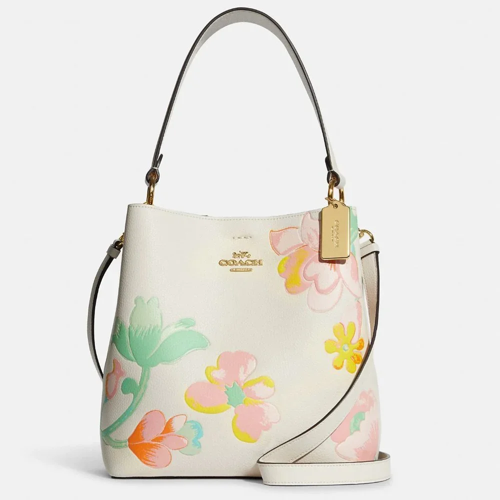 🍃 Coach Town Bucket Bag With Dreamy Land Floral Print 🌸